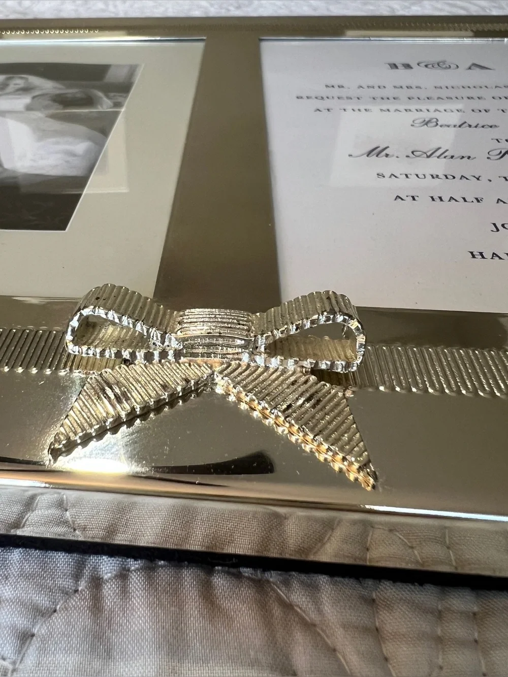 Kate Spade New York Double 5x7 Silver Hinged Picture Frame Bow Photo Frame